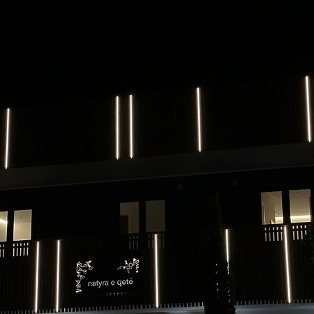 Hotel Restaurant Natyra E Qete Lezhë Exterior foto